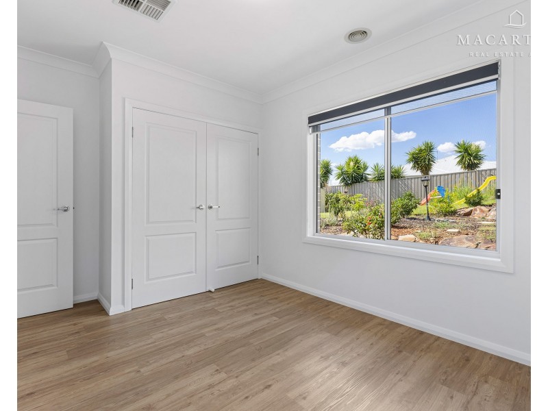 3 Exford Loop, Bourkelands NSW 2650