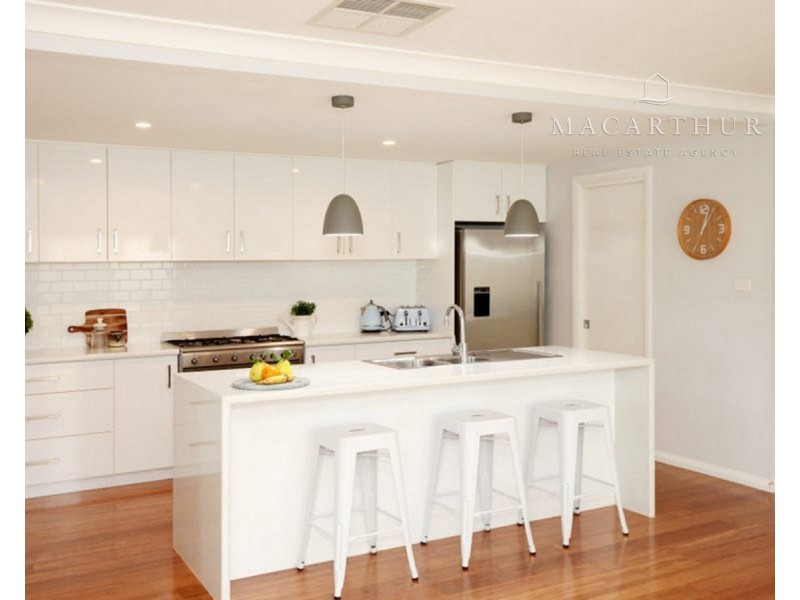 19 Cootamundra Boulevard, Gobbagombalin NSW 2650