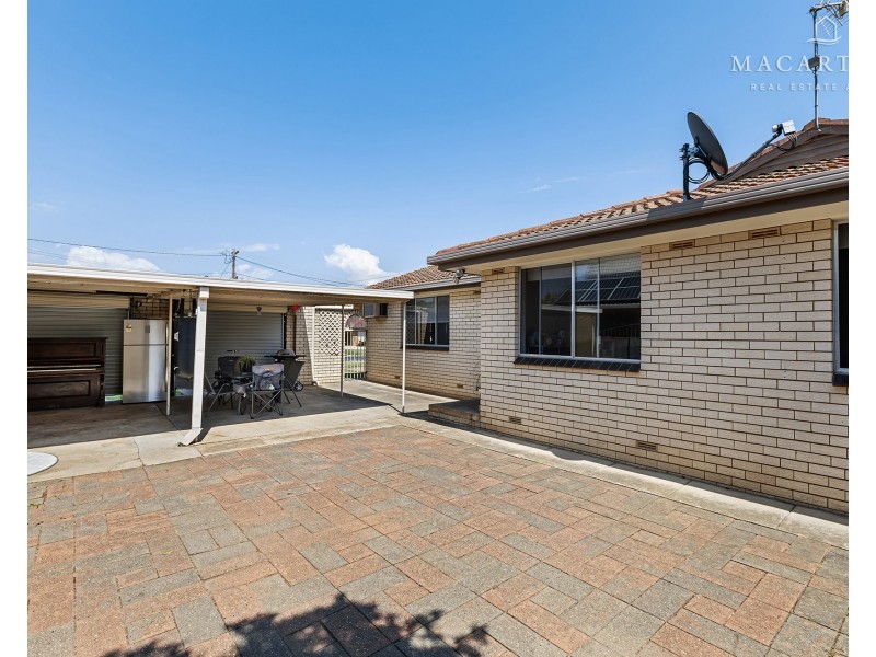 23 Huron Crescent, Lake Albert NSW 2650