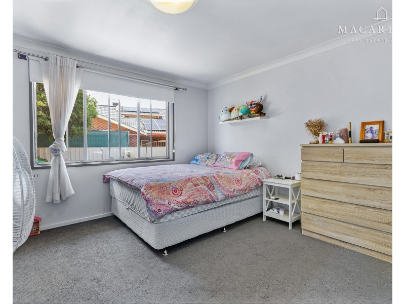 23 Huron Crescent, Lake Albert NSW 2650
