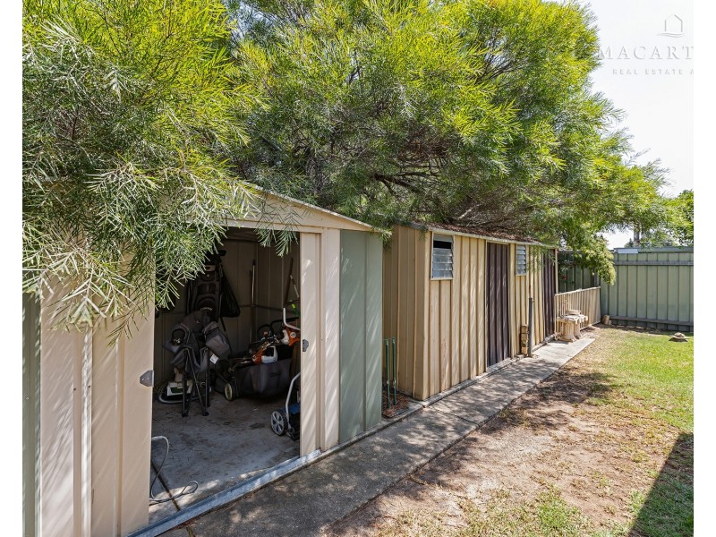 23 Huron Crescent, Lake Albert NSW 2650
