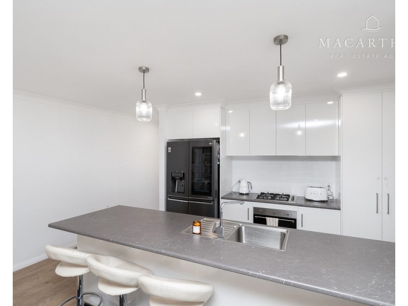 60 Jumbuck Drive, Gobbagombalin NSW 2650