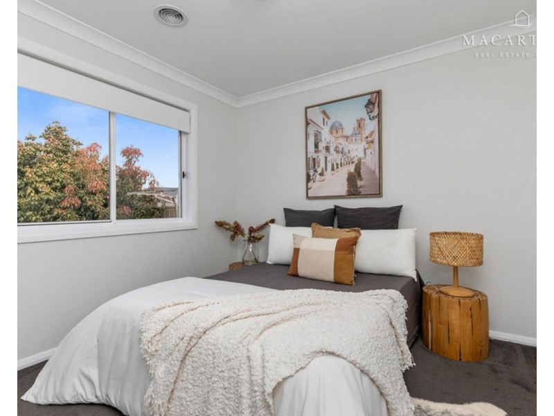 47 Cootamundra Boulevard, Gobbagombalin NSW 2650