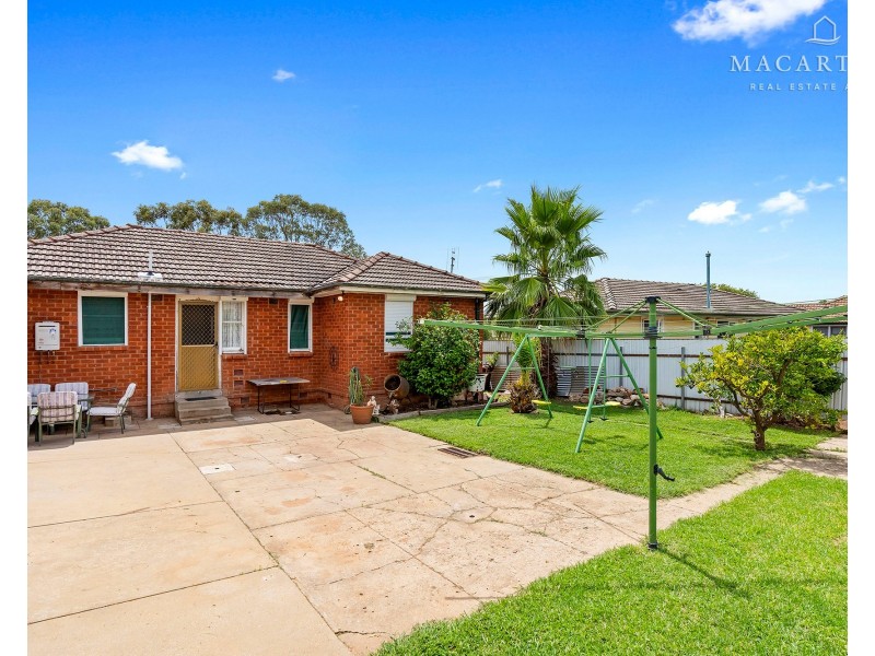 34 Malta Crescent, Ashmont NSW 2650