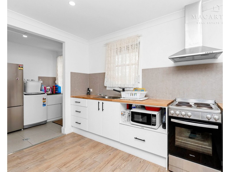 34 Malta Crescent, Ashmont NSW 2650