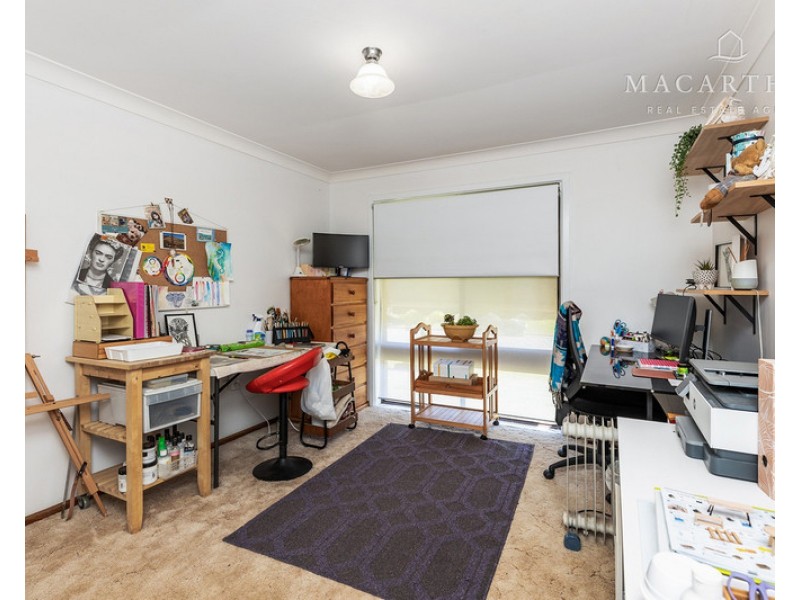 3 Truman Avenue, Tolland NSW 2650