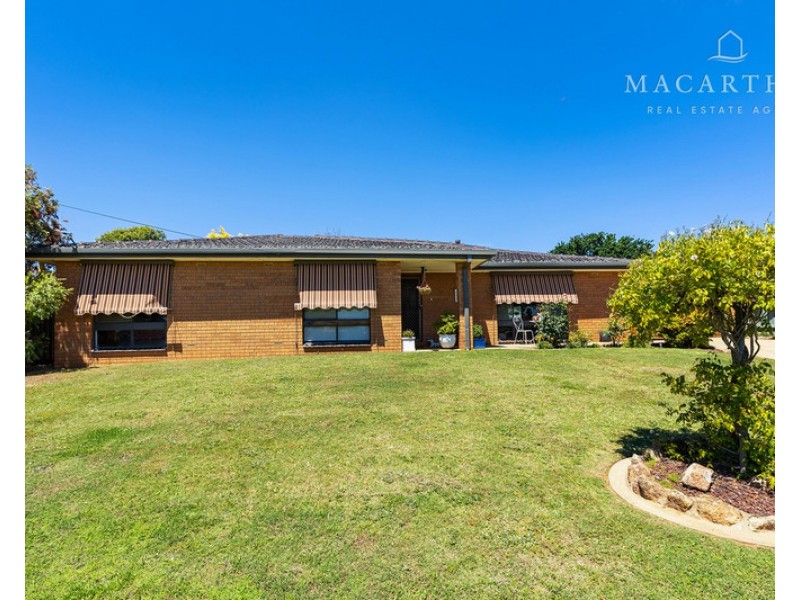 3 Truman Avenue, Tolland NSW 2650