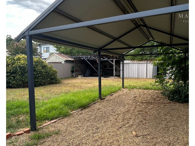 10 Travers Street, Wagga Wagga NSW 2650