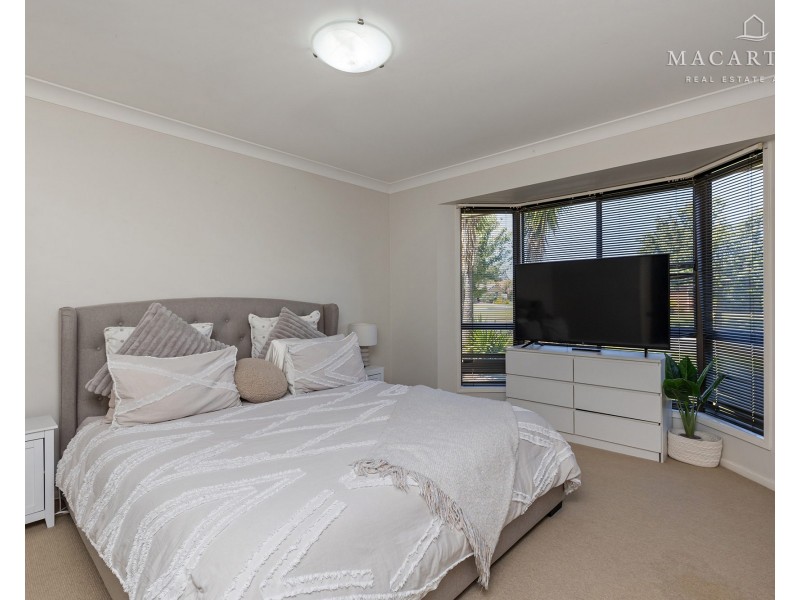 20 Birri Place, Glenfield Park NSW 2650