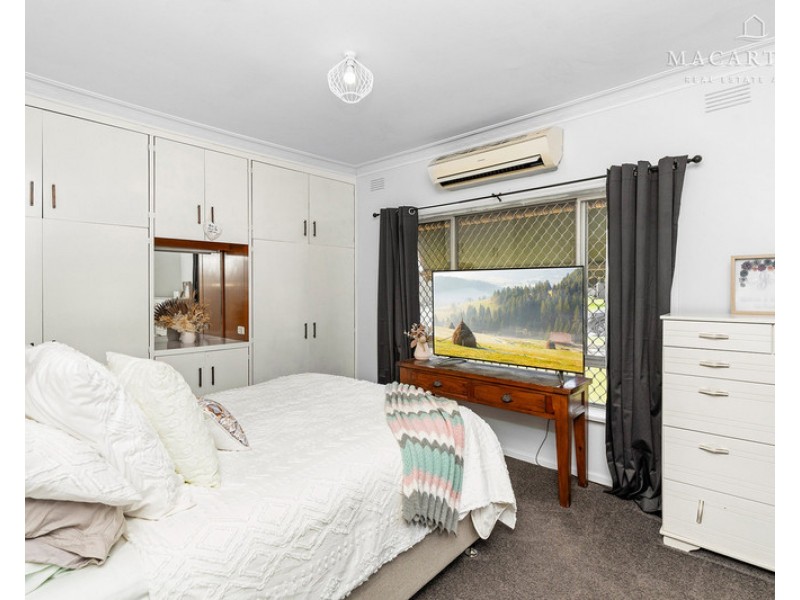 4 Karen Street, Tolland NSW 2650