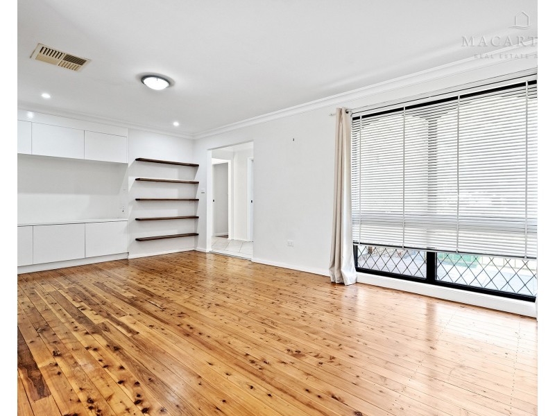 10 Buchhorn Street, Tolland NSW 2650