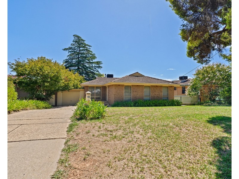10 Buchhorn Street, Tolland NSW 2650