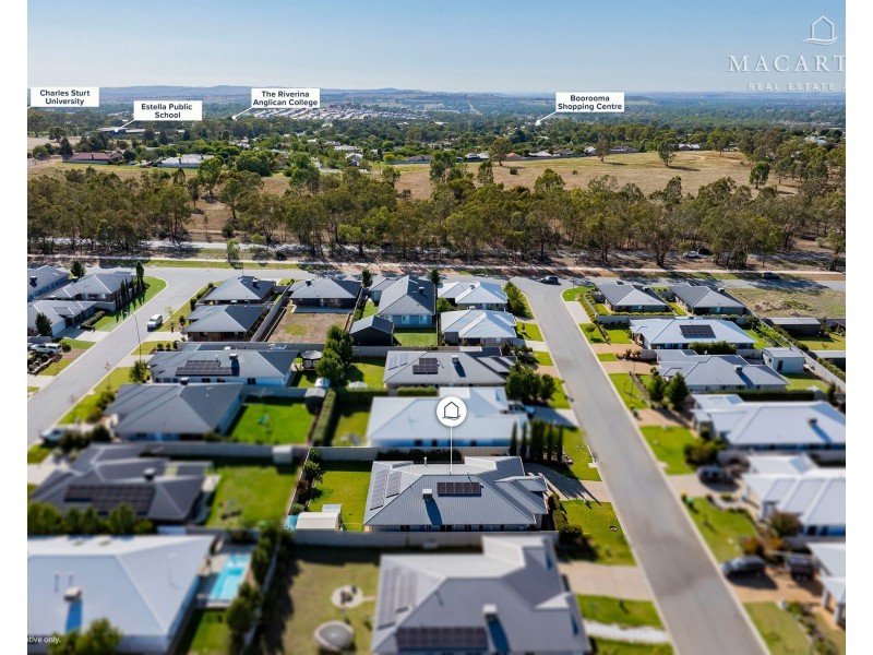 8 Wiveon Street, Gobbagombalin NSW 2650