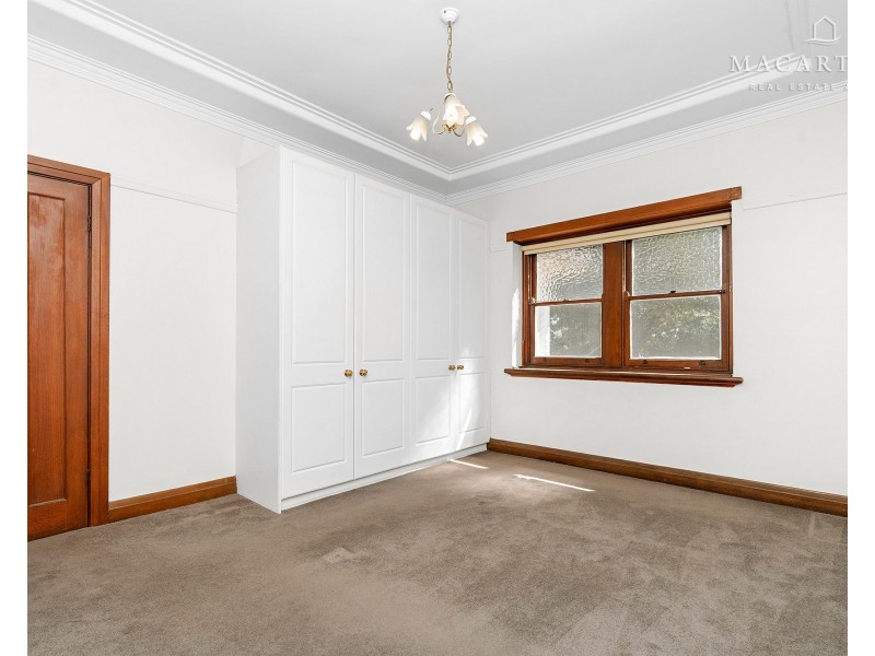 4 Sullivan Avenue, Wagga Wagga NSW 2650