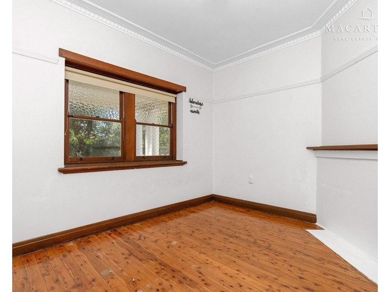 4 Sullivan Avenue, Wagga Wagga NSW 2650