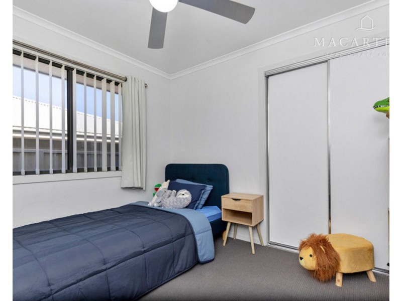 2/1 Ronald Street, Gobbagombalin NSW 2650