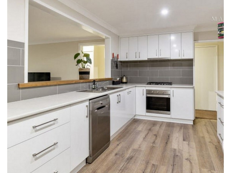 2 Parkhurst Street, Tolland NSW 2650