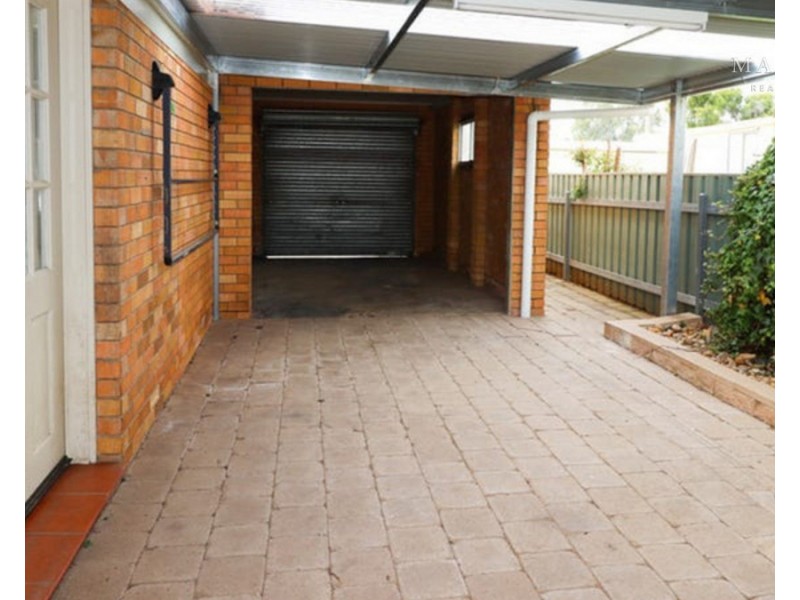 2 Parkhurst Street, Tolland NSW 2650