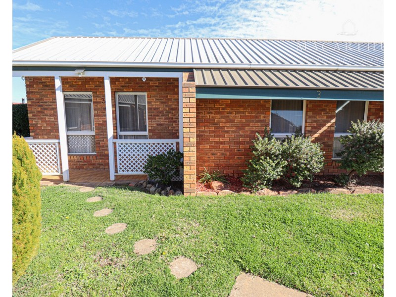 3/47 Karoom Drive, Glenfield Park NSW 2650