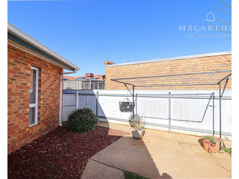 3/47 Karoom Drive, Glenfield Park NSW 2650
