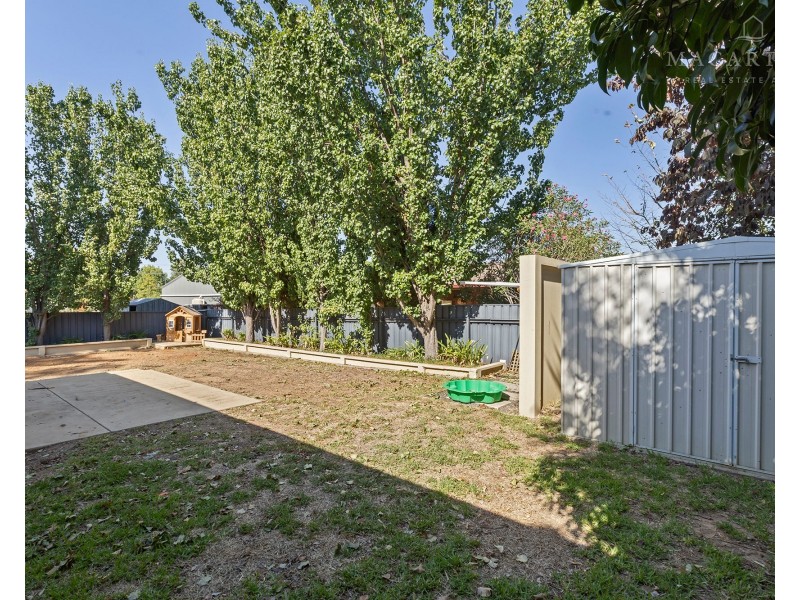 6 Ilex Street, Lake Albert NSW 2650