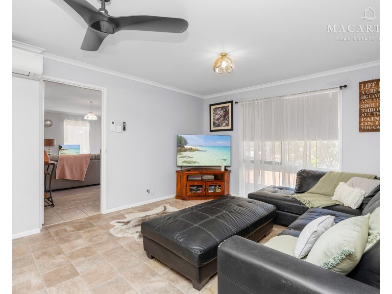 1 Naretha Street, Glenfield Park NSW 2650