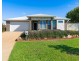 32 Ross Parkway, Gobbagombalin NSW 2650