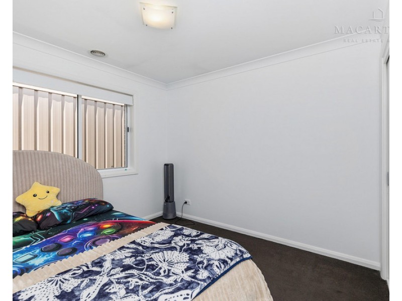 24 Darcy Drive, Boorooma NSW 2650