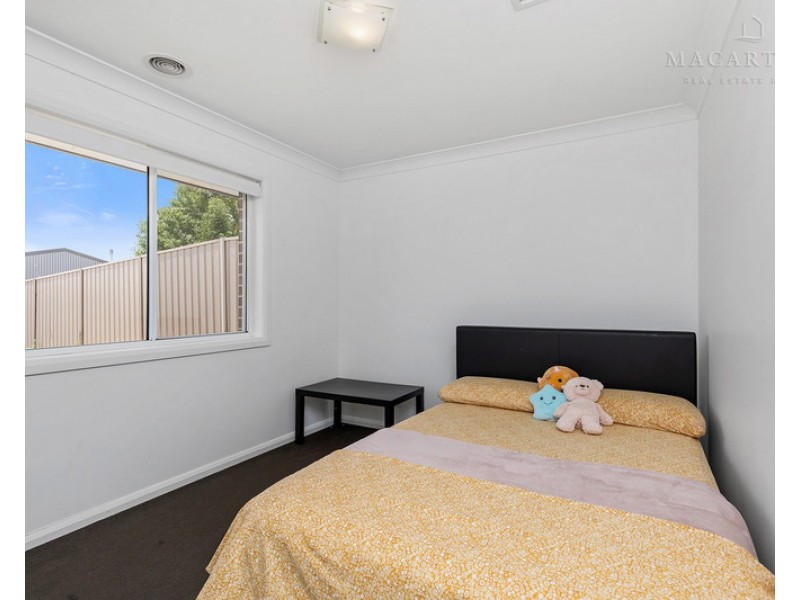 24 Darcy Drive, Boorooma NSW 2650