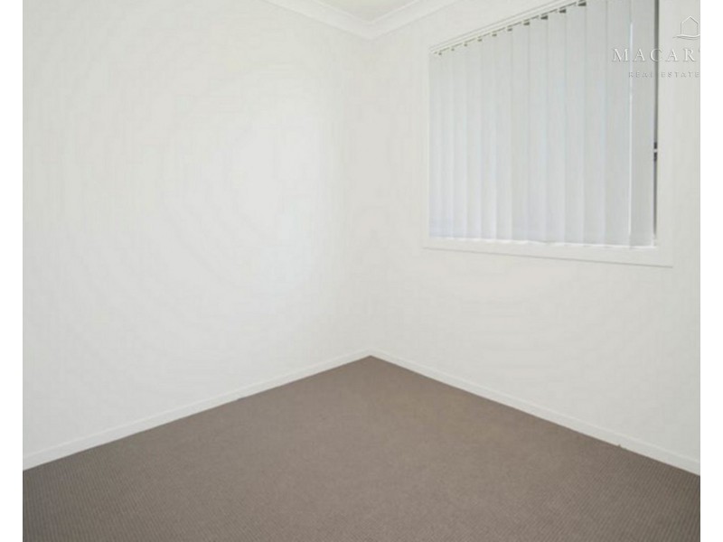 1/57 Coppabella Drive, Gobbagombalin NSW 2650