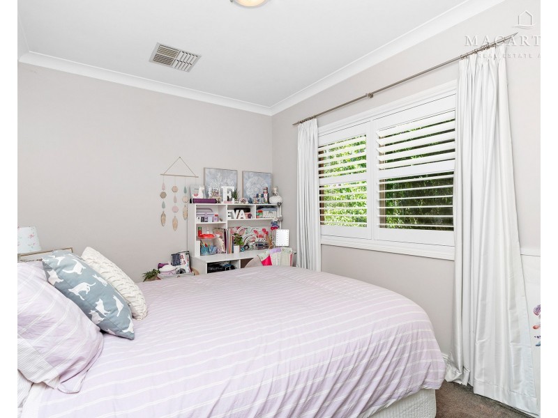 66 Simkin Crescent, Kooringal NSW 2650