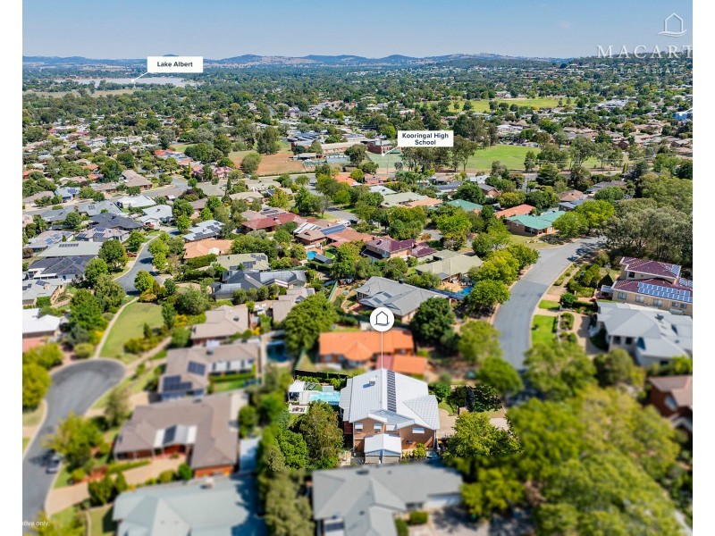 66 Simkin Crescent, Kooringal NSW 2650