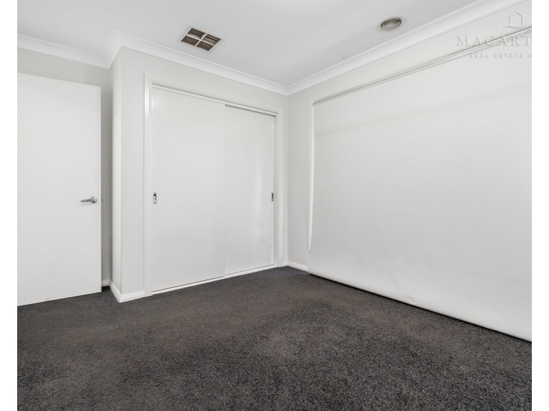 2/1 Clarence Place, Tatton NSW 2650
