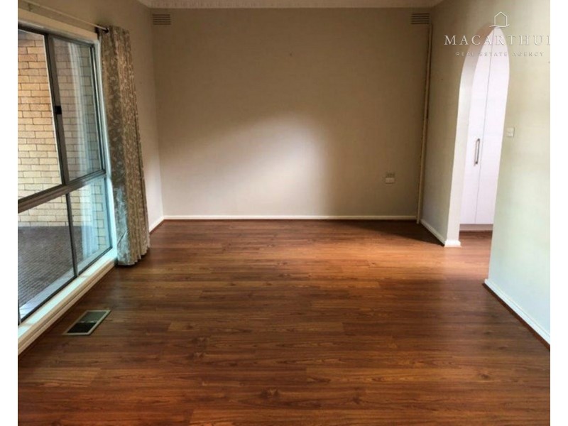 35 Beltana Avenue, Mount Austin NSW 2650