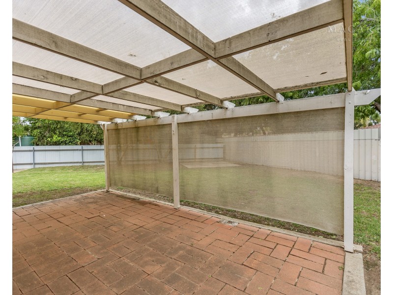 1/2 Leena Place, Wagga Wagga NSW 2650