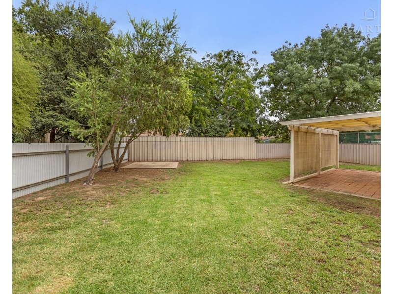 1/2 Leena Place, Wagga Wagga NSW 2650
