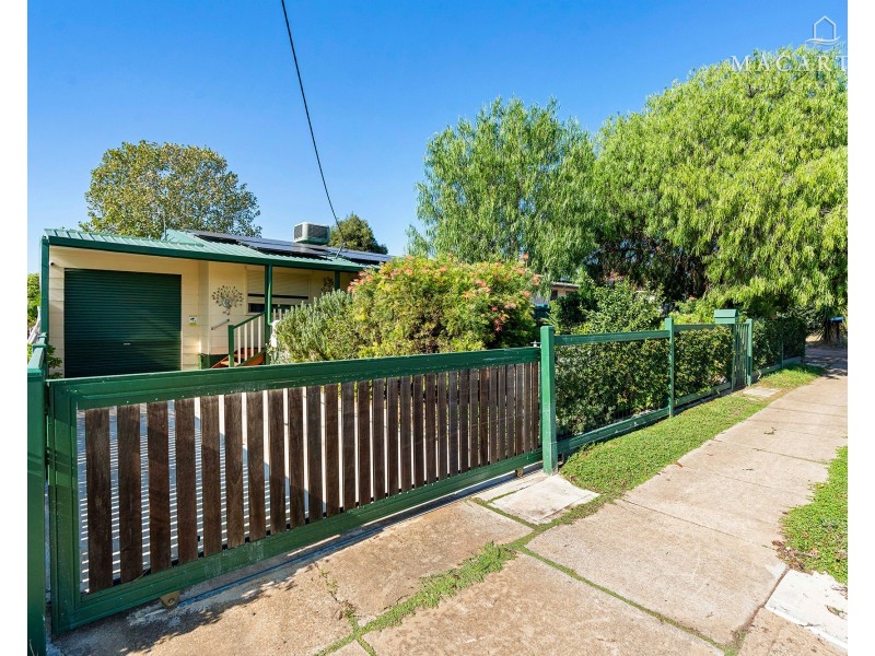 22 Malta Crescent, Ashmont NSW 2650
