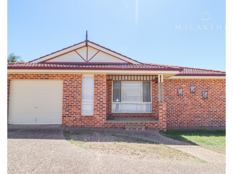 1/8 Malebo Place, Tatton NSW 2650