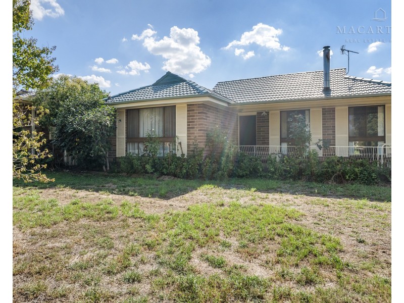 25 Walana Crescent, Kooringal NSW 2650