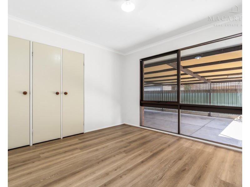 34 Adjin Street, Mount Austin NSW 2650