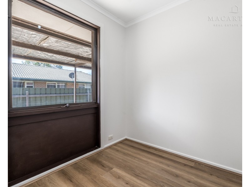 34 Adjin Street, Mount Austin NSW 2650