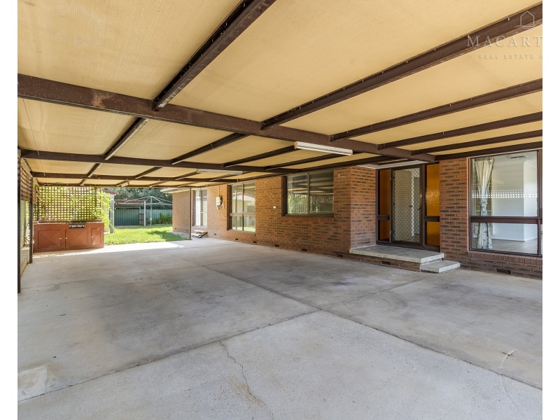 34 Adjin Street, Mount Austin NSW 2650