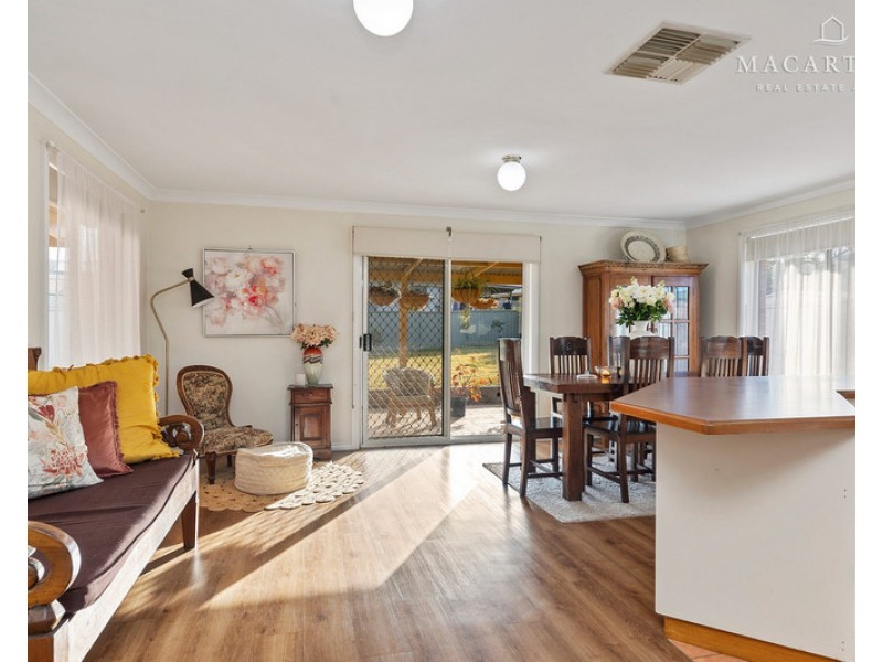 1 Bokara Place, Glenfield Park NSW 2650