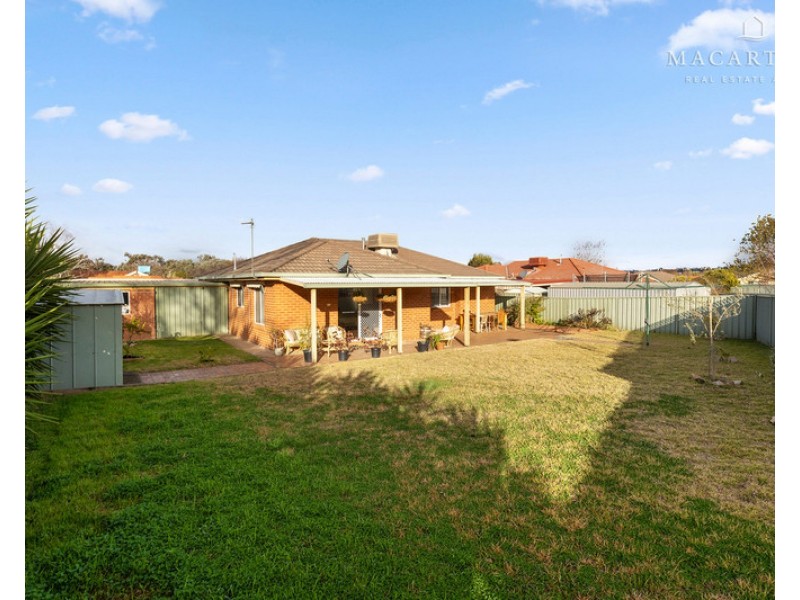 1 Bokara Place, Glenfield Park NSW 2650