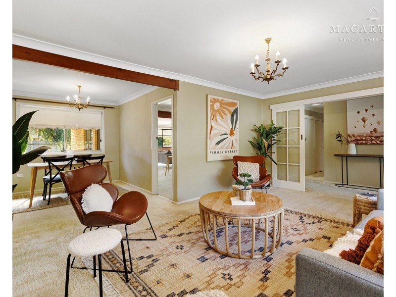 27 Norfolk Avenue, Lake Albert NSW 2650