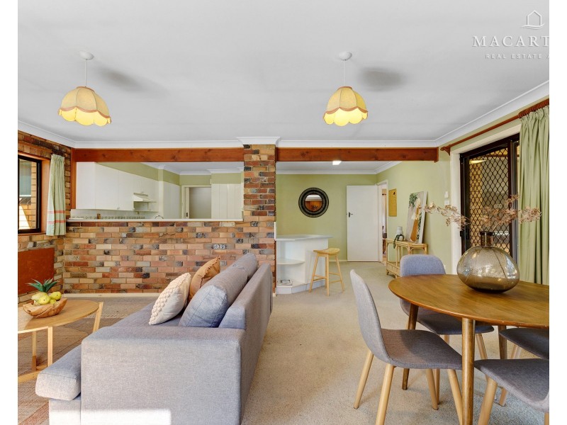 27 Norfolk Avenue, Lake Albert NSW 2650