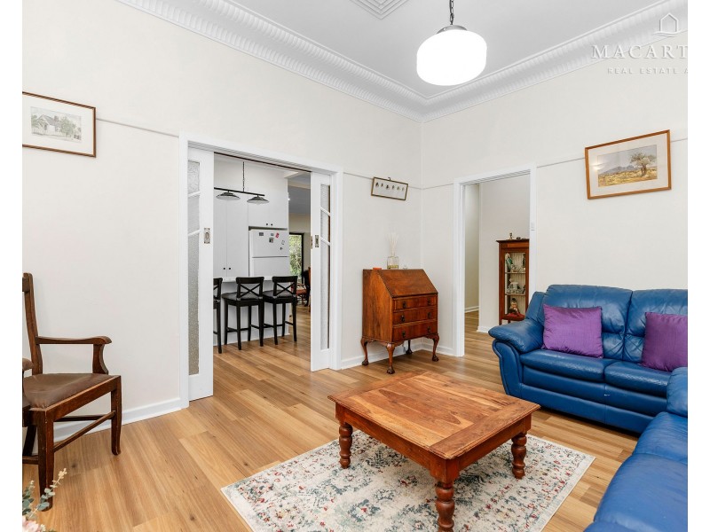 51 Heath Street, Turvey Park NSW 2650