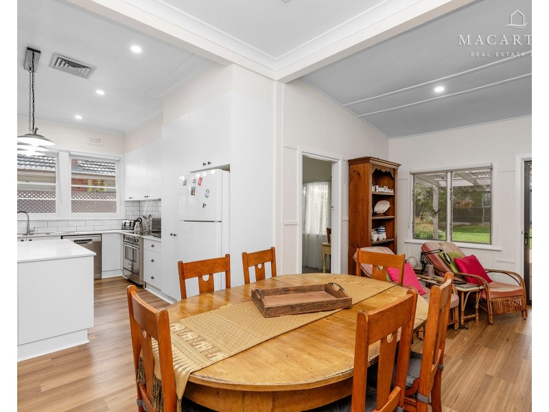 51 Heath Street, Turvey Park NSW 2650
