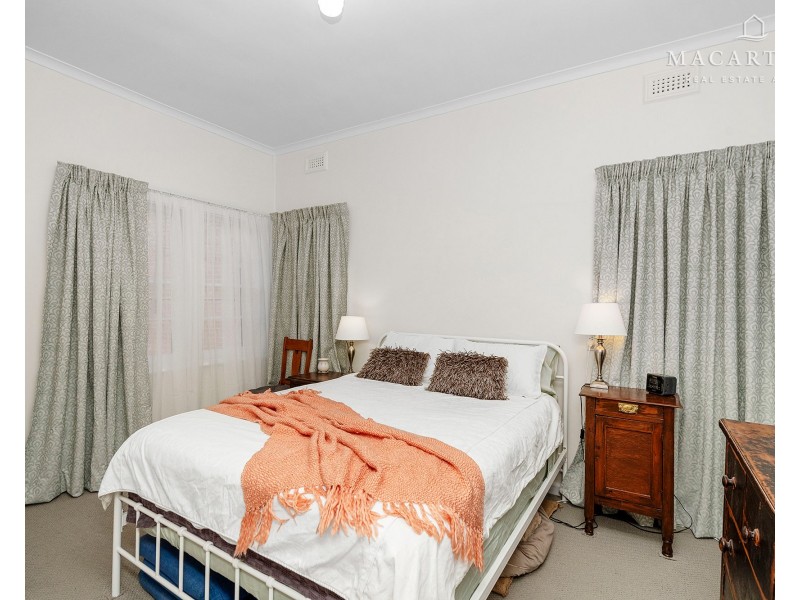 51 Heath Street, Turvey Park NSW 2650