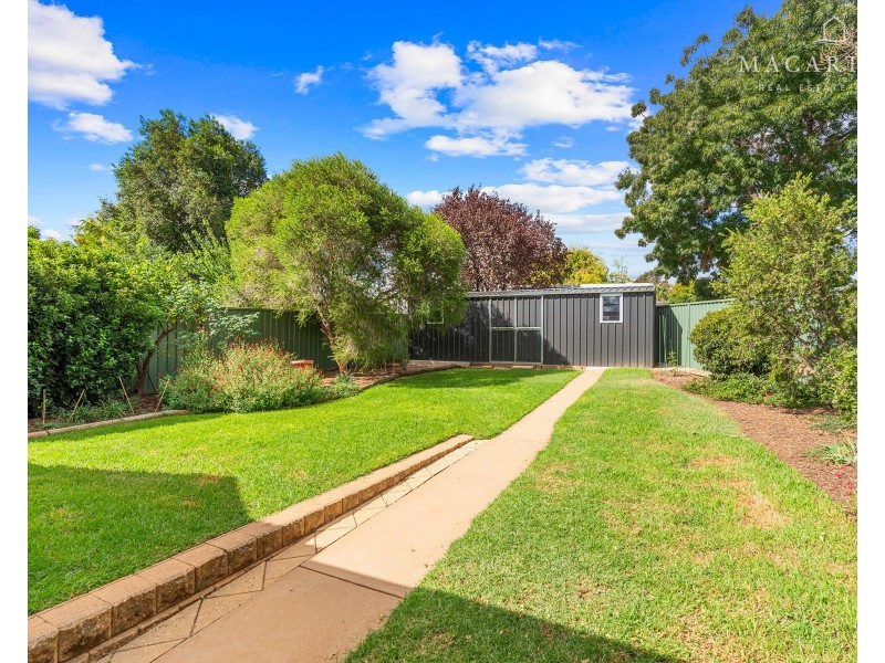 51 Heath Street, Turvey Park NSW 2650